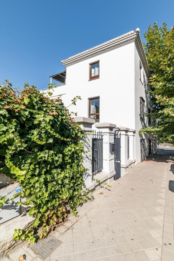 Moderno Apartamento En Centro De Гранада Экстерьер фото
