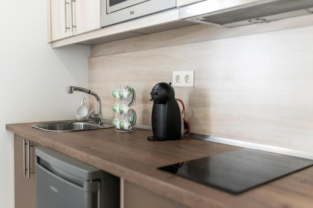 Moderno Apartamento En Centro De Гранада Экстерьер фото