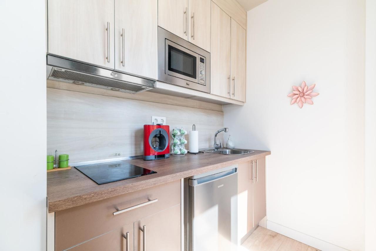 Moderno Apartamento En Centro De Гранада Экстерьер фото